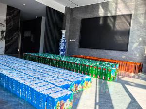 一份中秋禮，傳遞公司愛。